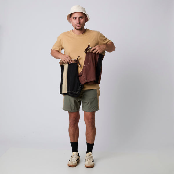 Curtassa O-Shell black/bg