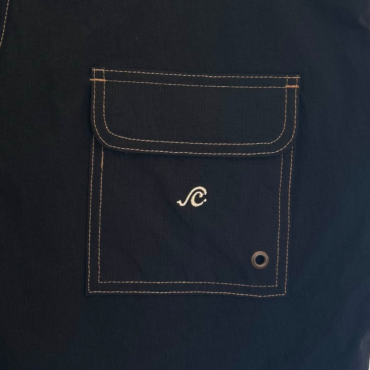 BoardWalk O-Shell Black Cavern