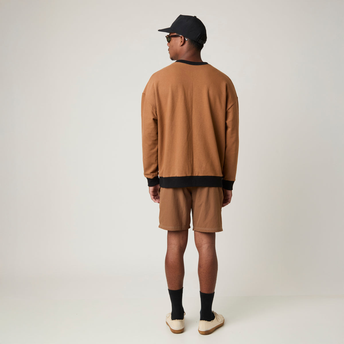 Pullover Toffee & Black
