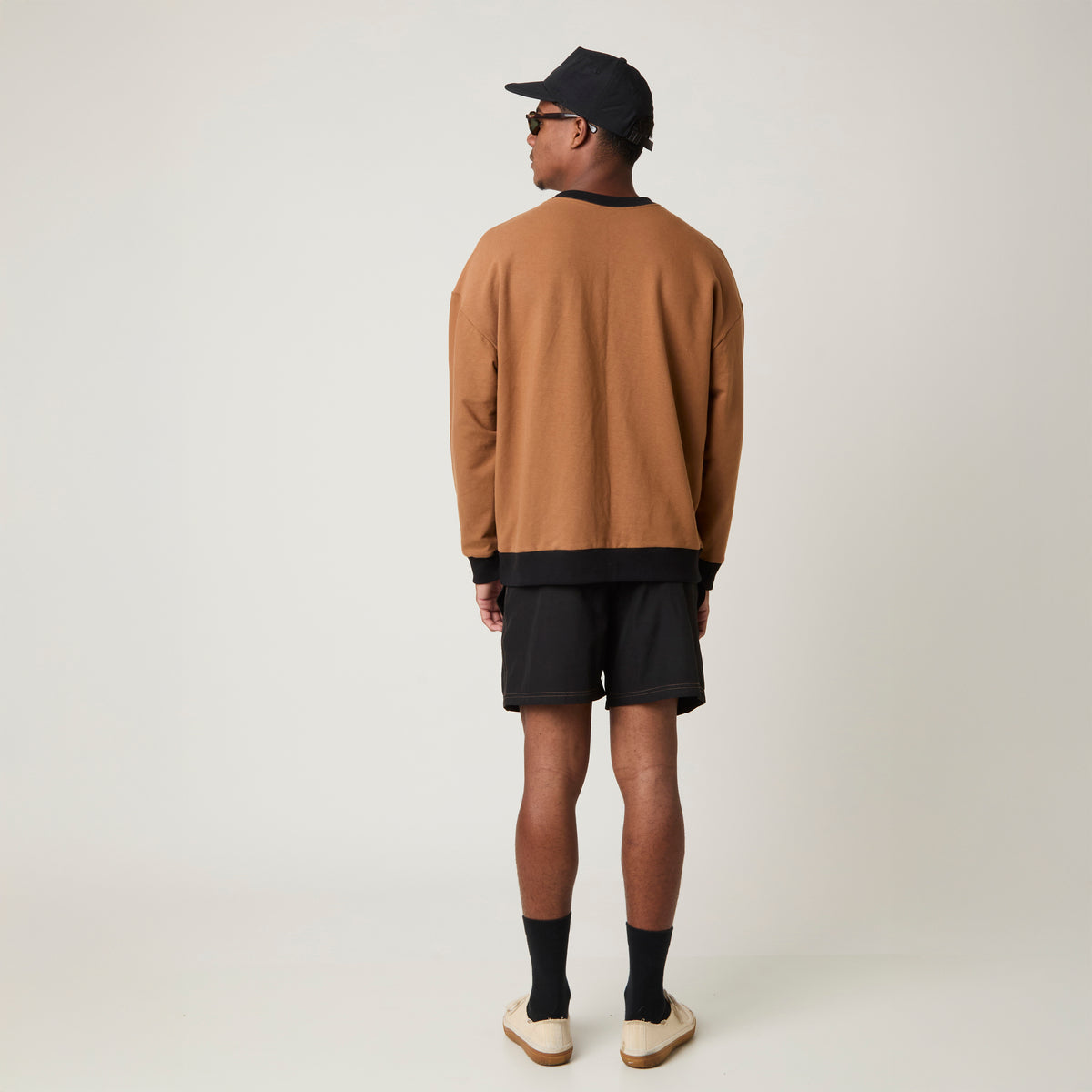 Pullover Toffee & Black