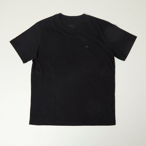 Black Tee