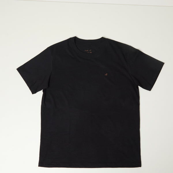 Black Tee